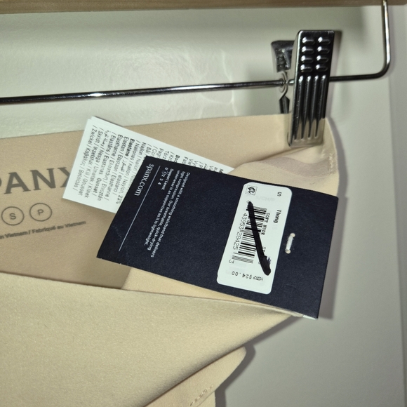 Spanx Shapewear Thong Small - Picture 4 of 4
